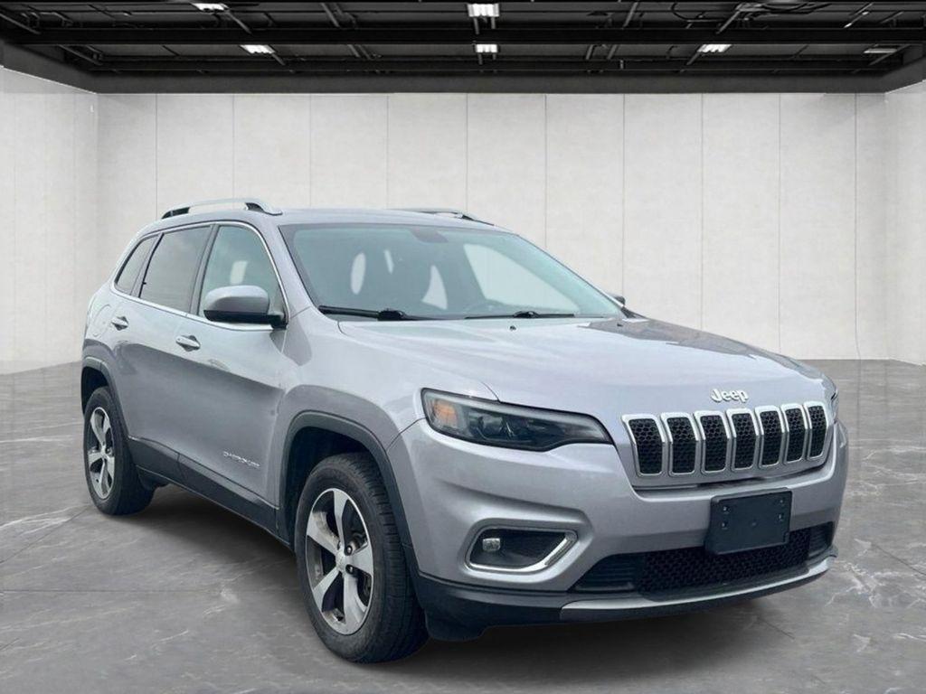 used 2020 Jeep Cherokee car, priced at $15,415