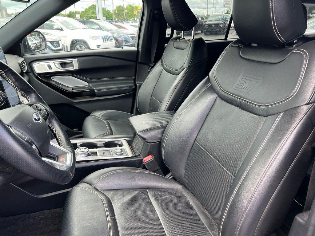 used 2022 Ford Explorer car, priced at $31,351