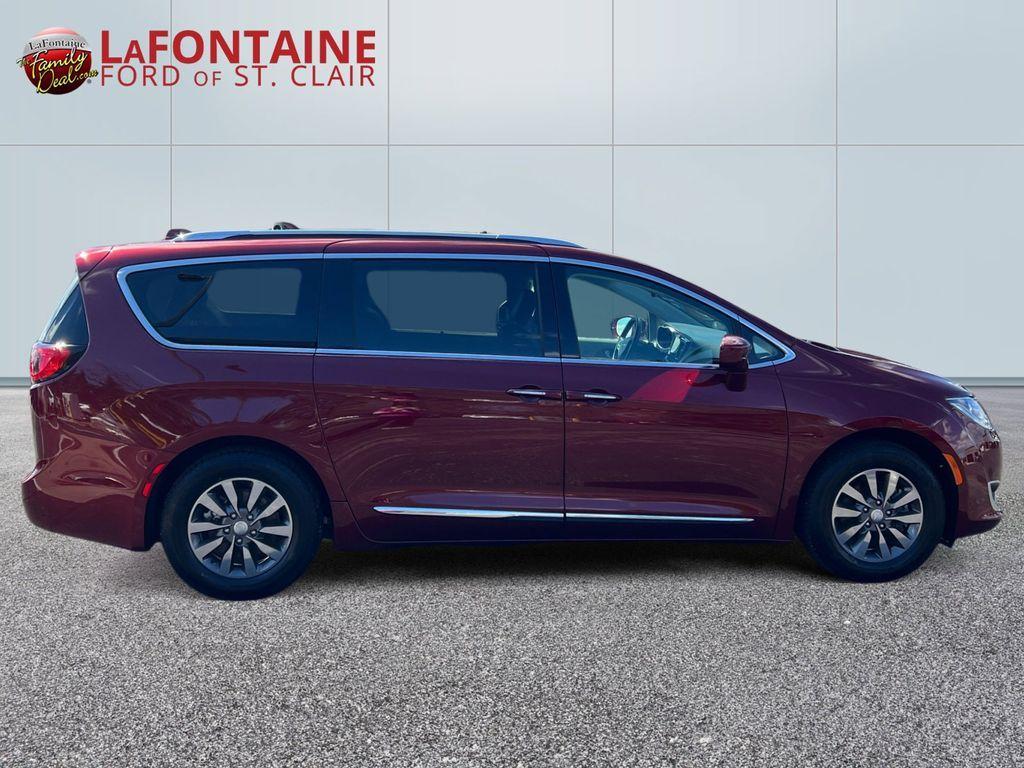 used 2019 Chrysler Pacifica car, priced at $20,633
