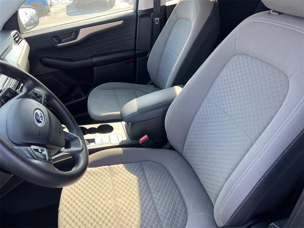 used 2022 Ford Escape car, priced at $15,923