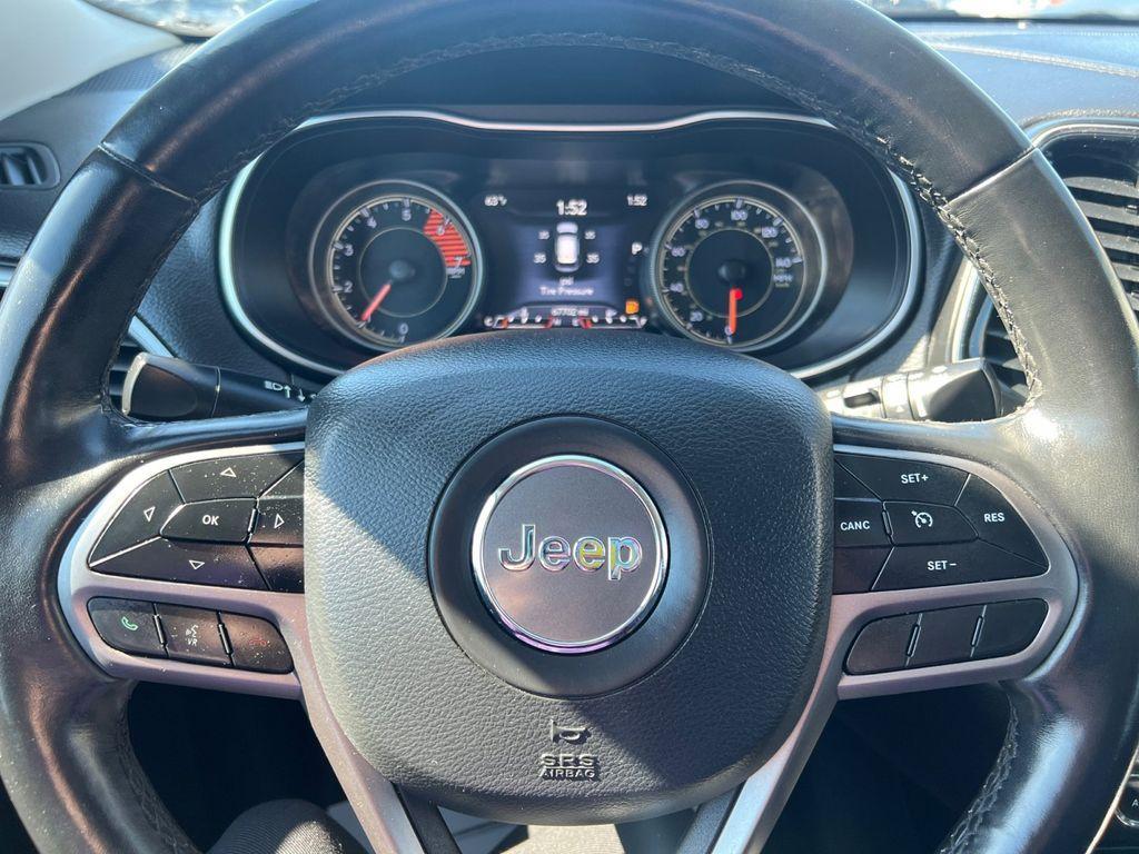 used 2020 Jeep Cherokee car, priced at $18,697