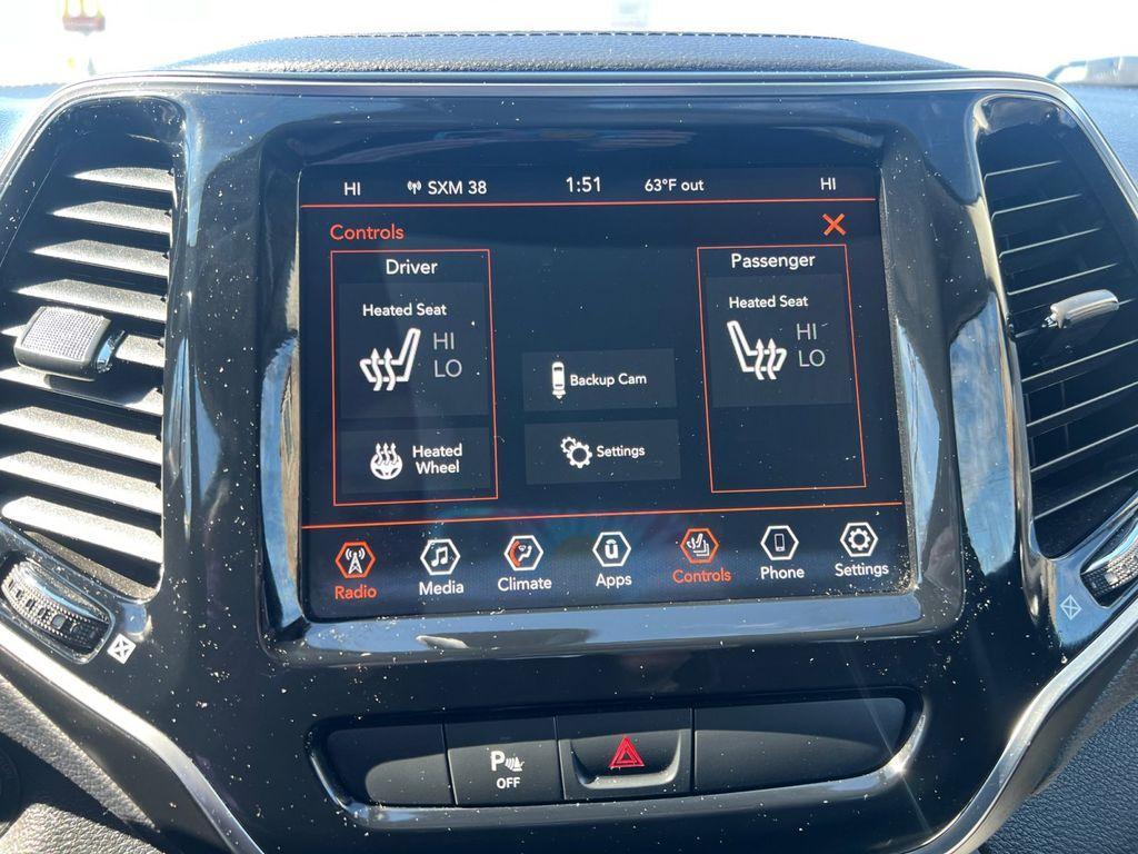 used 2020 Jeep Cherokee car, priced at $18,697