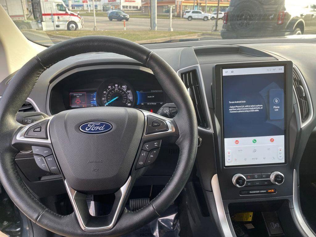 used 2024 Ford Edge car, priced at $26,704