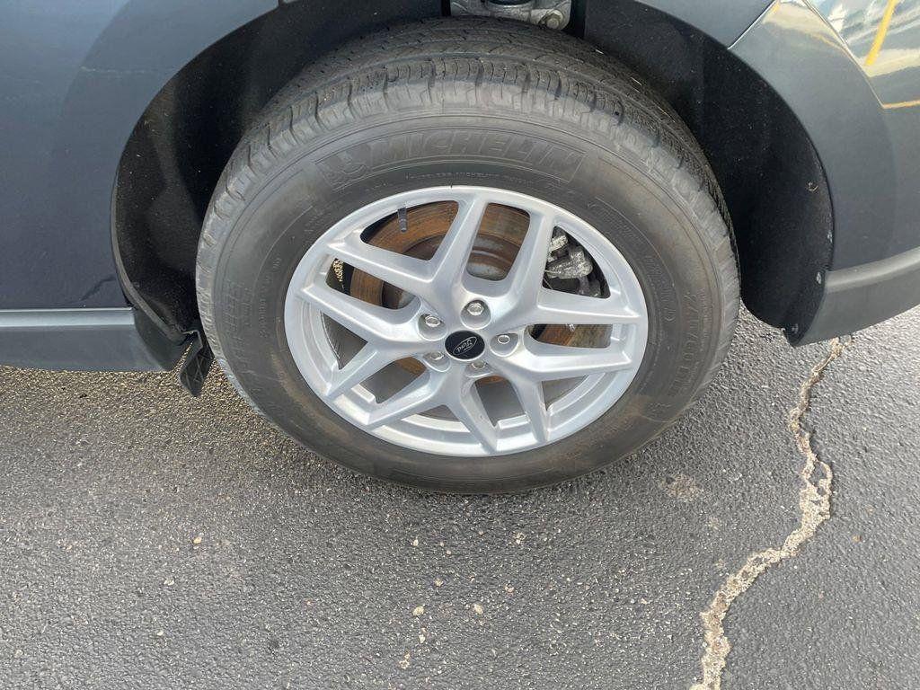 used 2024 Ford Edge car, priced at $26,704