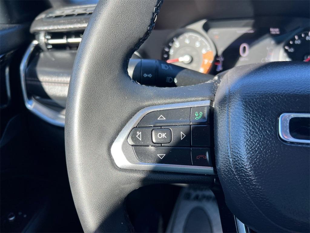 used 2023 Jeep Compass car, priced at $19,991