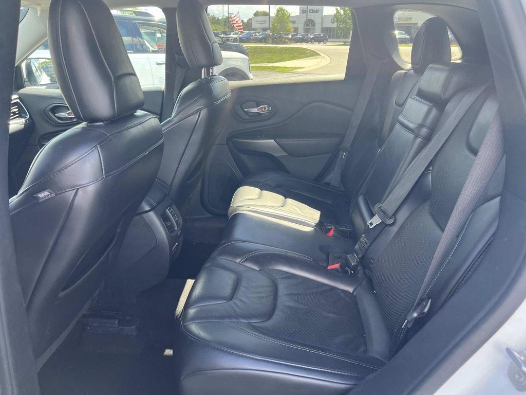 used 2019 Jeep Cherokee car, priced at $14,508