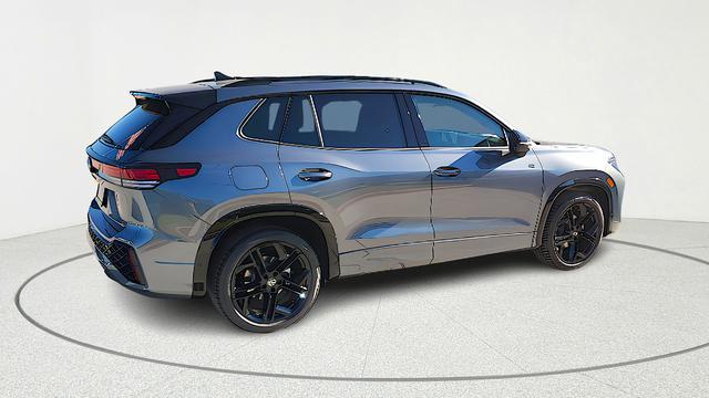 new 2026 Volkswagen Tiguan car, priced at $35,903