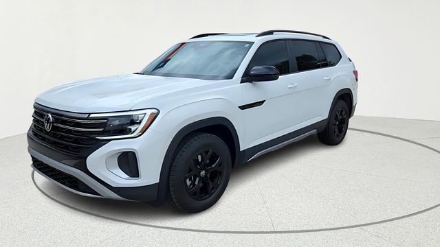 new 2026 Volkswagen Atlas car, priced at $45,764