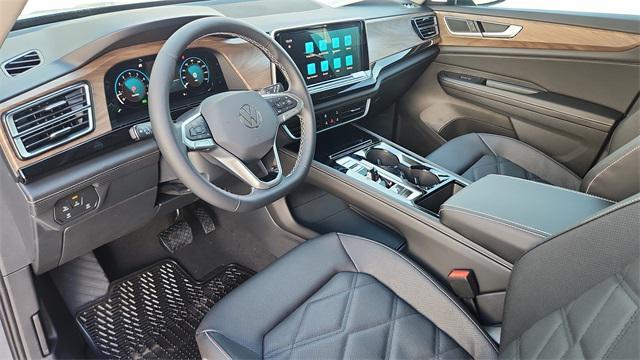 new 2026 Volkswagen Atlas car, priced at $44,049
