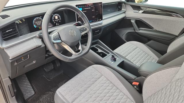 new 2026 Volkswagen Tiguan car, priced at $29,342