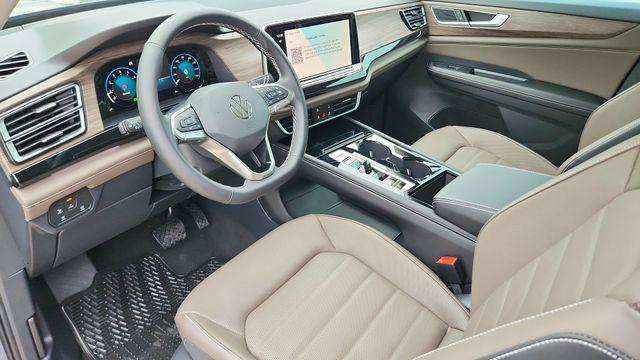 new 2026 Volkswagen Atlas car, priced at $47,871