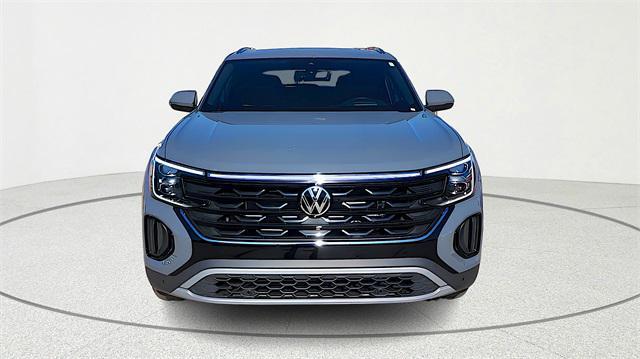 new 2026 Volkswagen Atlas Cross Sport car, priced at $47,353