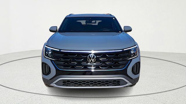 new 2026 Volkswagen Atlas Cross Sport car, priced at $47,353