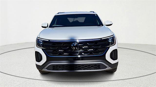 new 2026 Volkswagen Atlas Cross Sport car, priced at $37,367