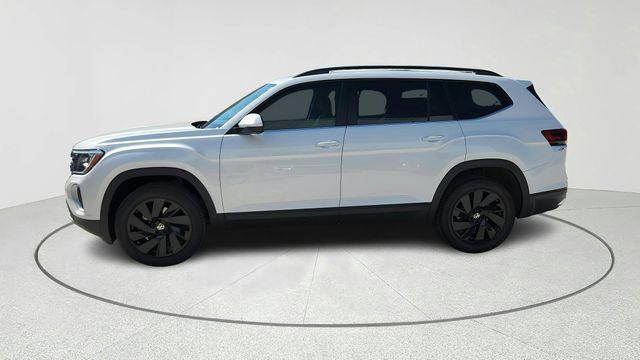 new 2026 Volkswagen Atlas car, priced at $43,122