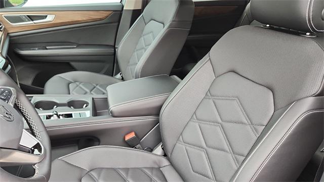 new 2026 Volkswagen Atlas car, priced at $37,036