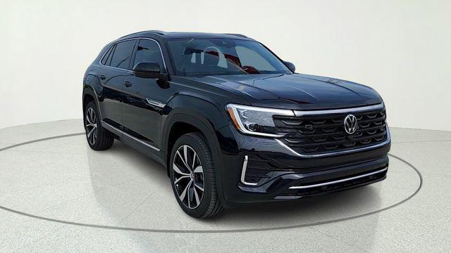 new 2026 Volkswagen Atlas Cross Sport car, priced at $50,760