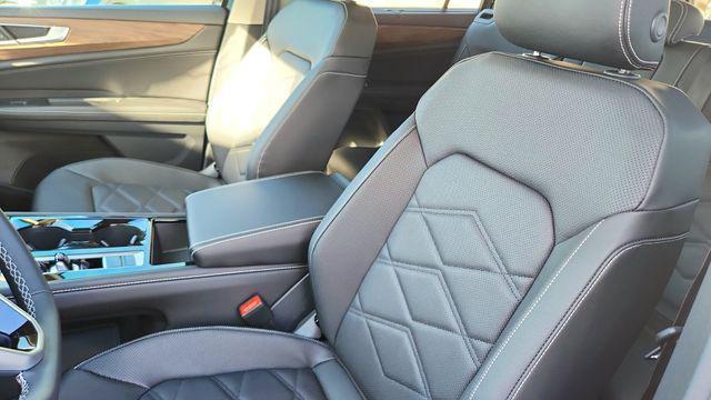 new 2026 Volkswagen Atlas car, priced at $43,283