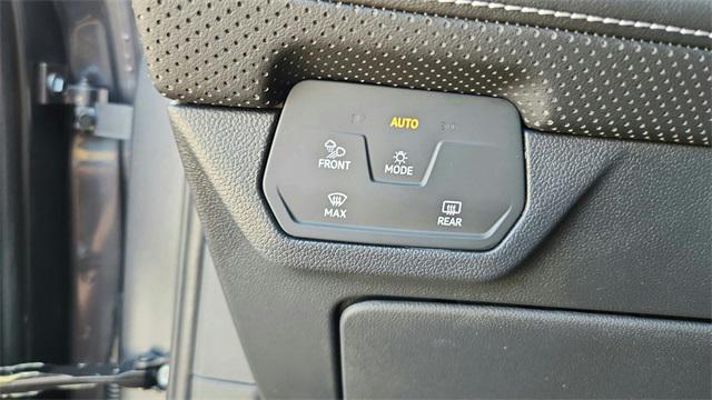 new 2024 Volkswagen Atlas Cross Sport car, priced at $46,000