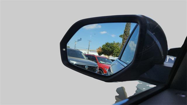 new 2024 Volkswagen Atlas Cross Sport car, priced at $46,000