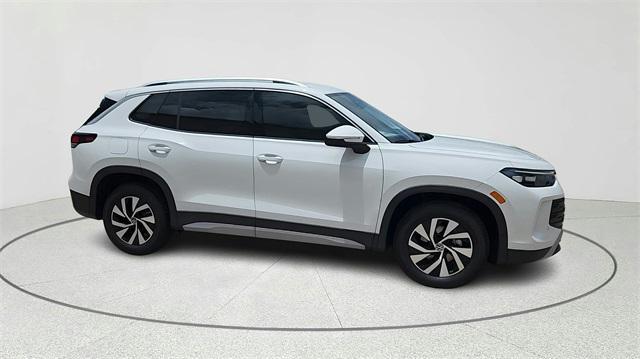 new 2025 Volkswagen Tiguan car, priced at $28,894