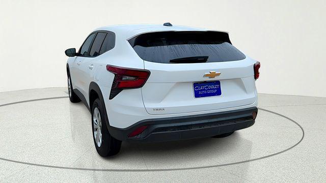 used 2025 Chevrolet Trax car, priced at $24,398