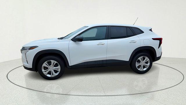 used 2025 Chevrolet Trax car, priced at $24,398