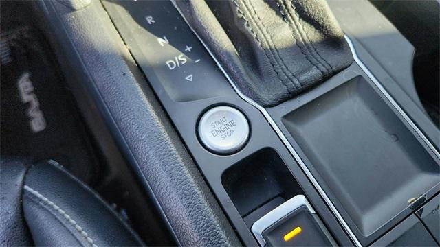 used 2020 Volkswagen Atlas Cross Sport car, priced at $23,901