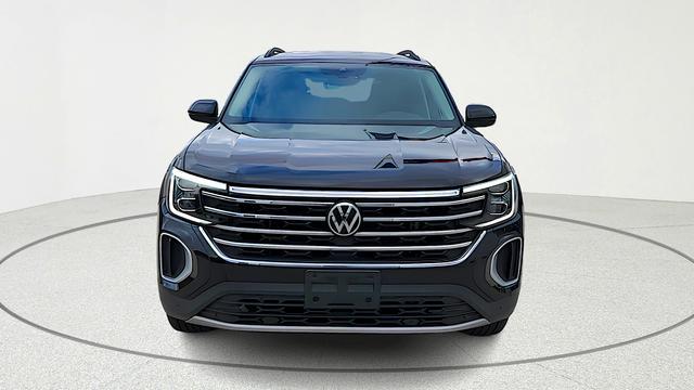 used 2025 Volkswagen Atlas car, priced at $28,820
