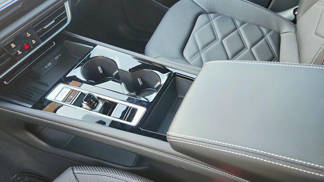 new 2026 Volkswagen Atlas Cross Sport car, priced at $42,135