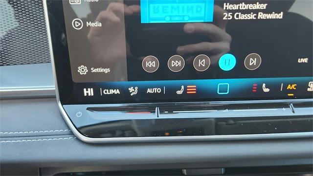 new 2026 Volkswagen Tiguan car, priced at $33,879