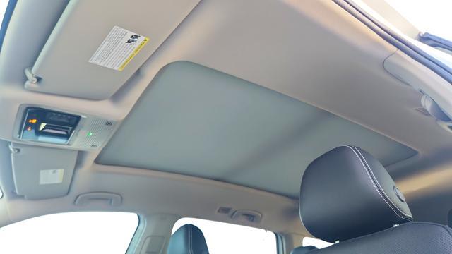 new 2026 Volkswagen Atlas car, priced at $43,232