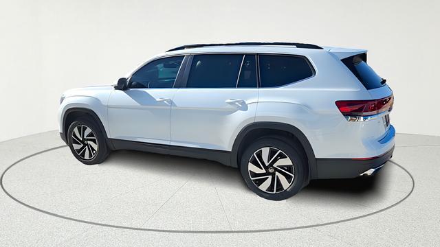 new 2026 Volkswagen Atlas car, priced at $43,232
