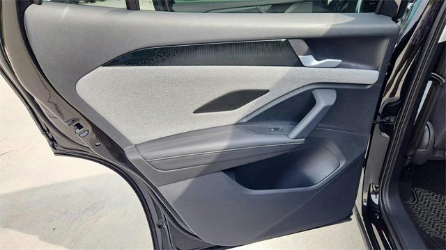 new 2025 Volkswagen Tiguan car, priced at $28,751