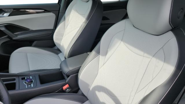 new 2026 Volkswagen Tiguan car, priced at $35,903