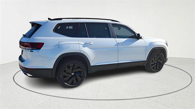 new 2026 Volkswagen Atlas car, priced at $44,346