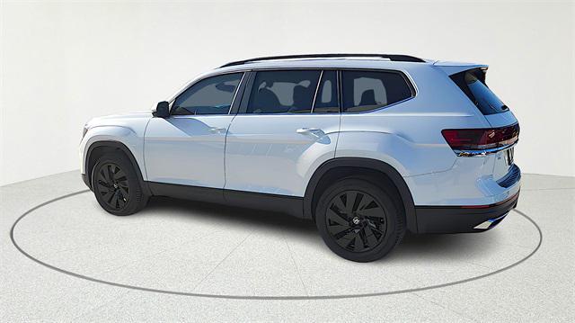 new 2026 Volkswagen Atlas car, priced at $44,346