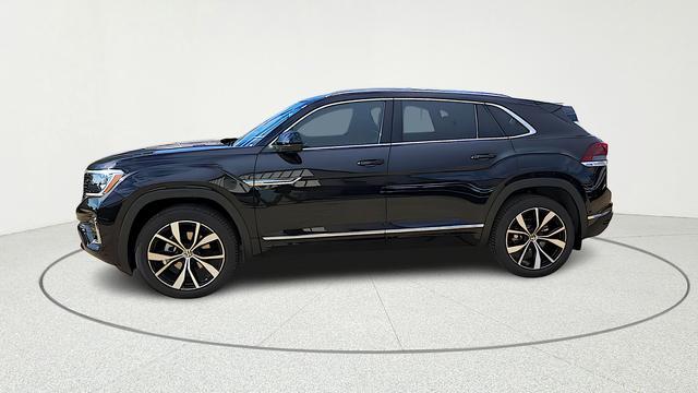 new 2026 Volkswagen Atlas Cross Sport car, priced at $50,760