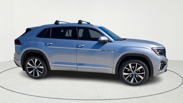 new 2026 Volkswagen Atlas Cross Sport car, priced at $50,969