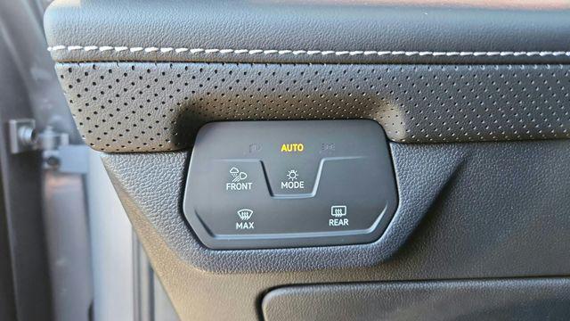 new 2026 Volkswagen Atlas Cross Sport car, priced at $50,969