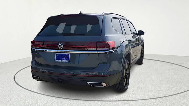 new 2026 Volkswagen Atlas car, priced at $43,122