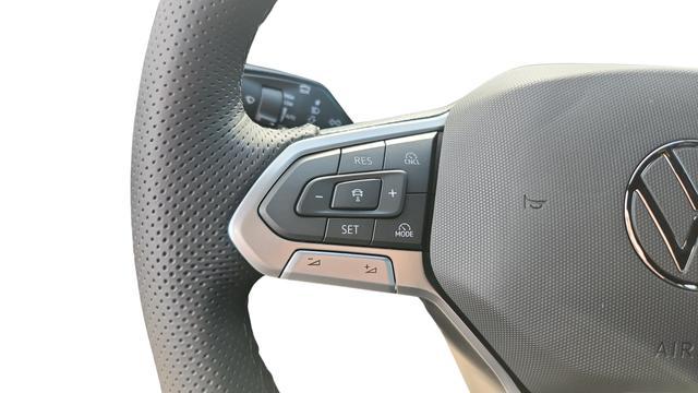 new 2026 Volkswagen Tiguan car, priced at $35,903
