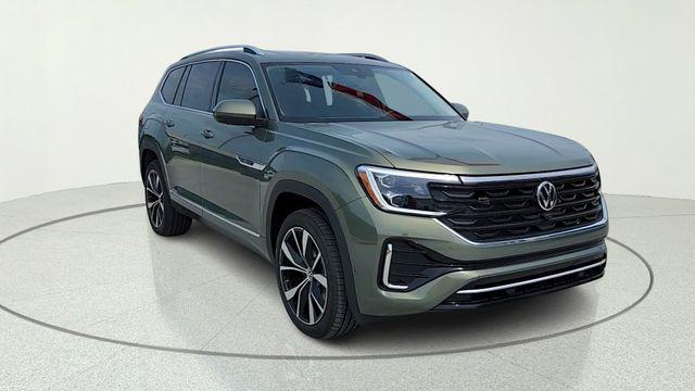 new 2026 Volkswagen Atlas car, priced at $51,681