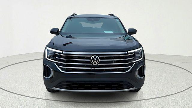 new 2026 Volkswagen Atlas car, priced at $43,283