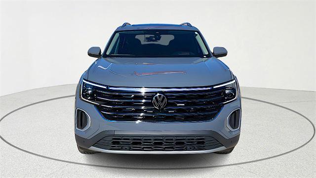 new 2026 Volkswagen Atlas car, priced at $48,371