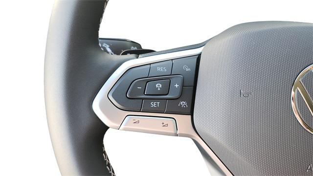 new 2026 Volkswagen Atlas car, priced at $48,371