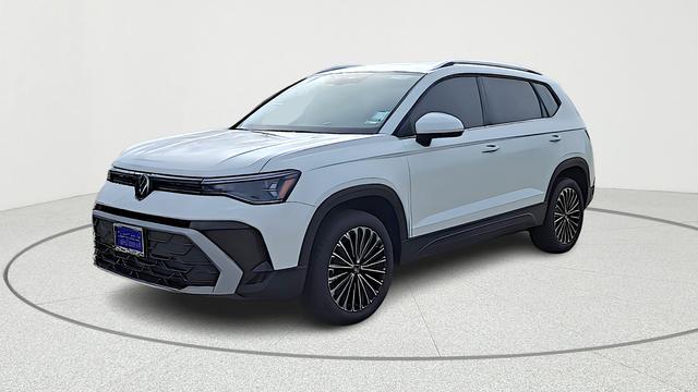 new 2026 Volkswagen Taos car, priced at $30,544