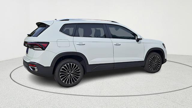 new 2026 Volkswagen Taos car, priced at $30,544