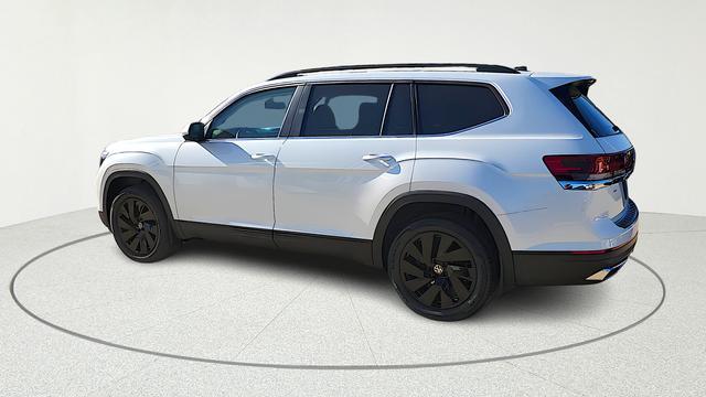 new 2026 Volkswagen Atlas car, priced at $44,008