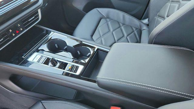 new 2026 Volkswagen Atlas car, priced at $44,008